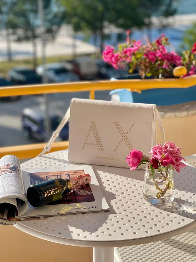 Hotel Lungomare Vlorë Eksteriør billede
