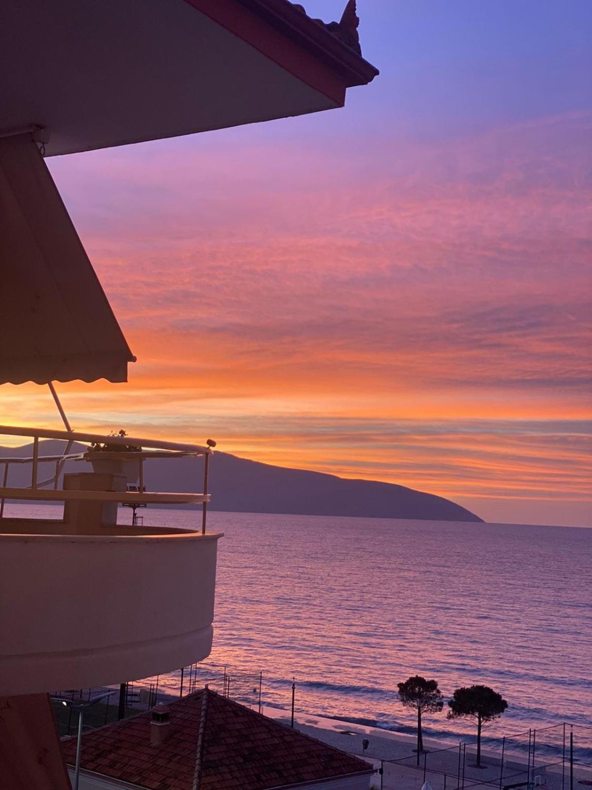 Hotel Lungomare Vlorë Eksteriør billede