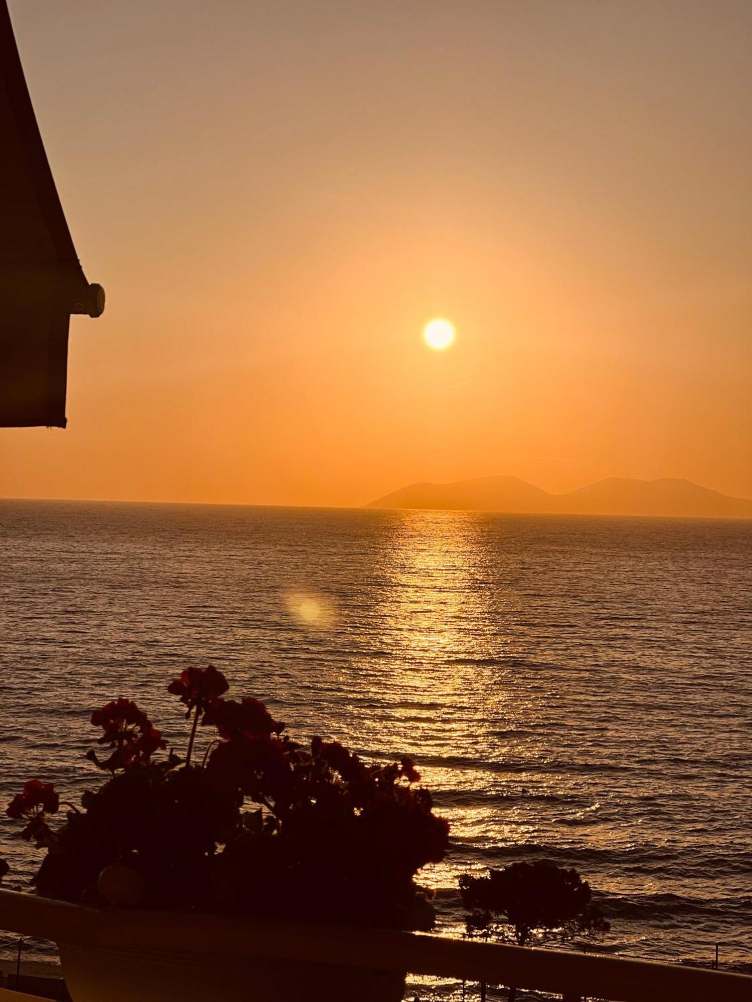 Hotel Lungomare Vlorë Eksteriør billede