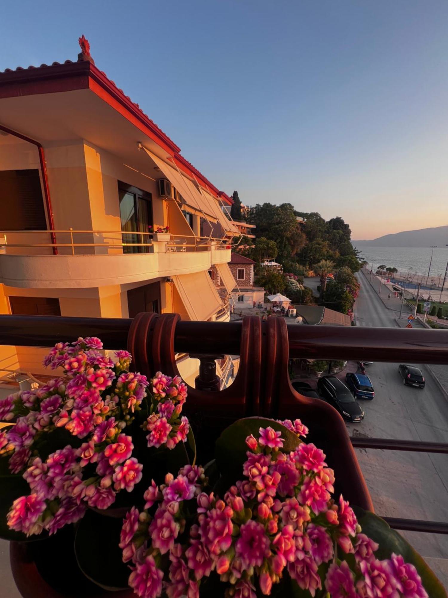 Hotel Lungomare Vlorë Eksteriør billede