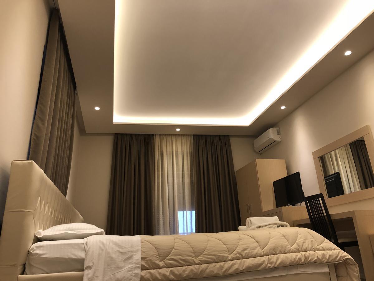 Hotel Lungomare Vlorë Eksteriør billede